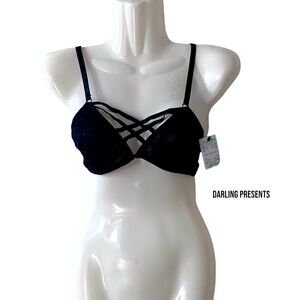 Anemone Lace Cage Front Bra Women Color Black Size L